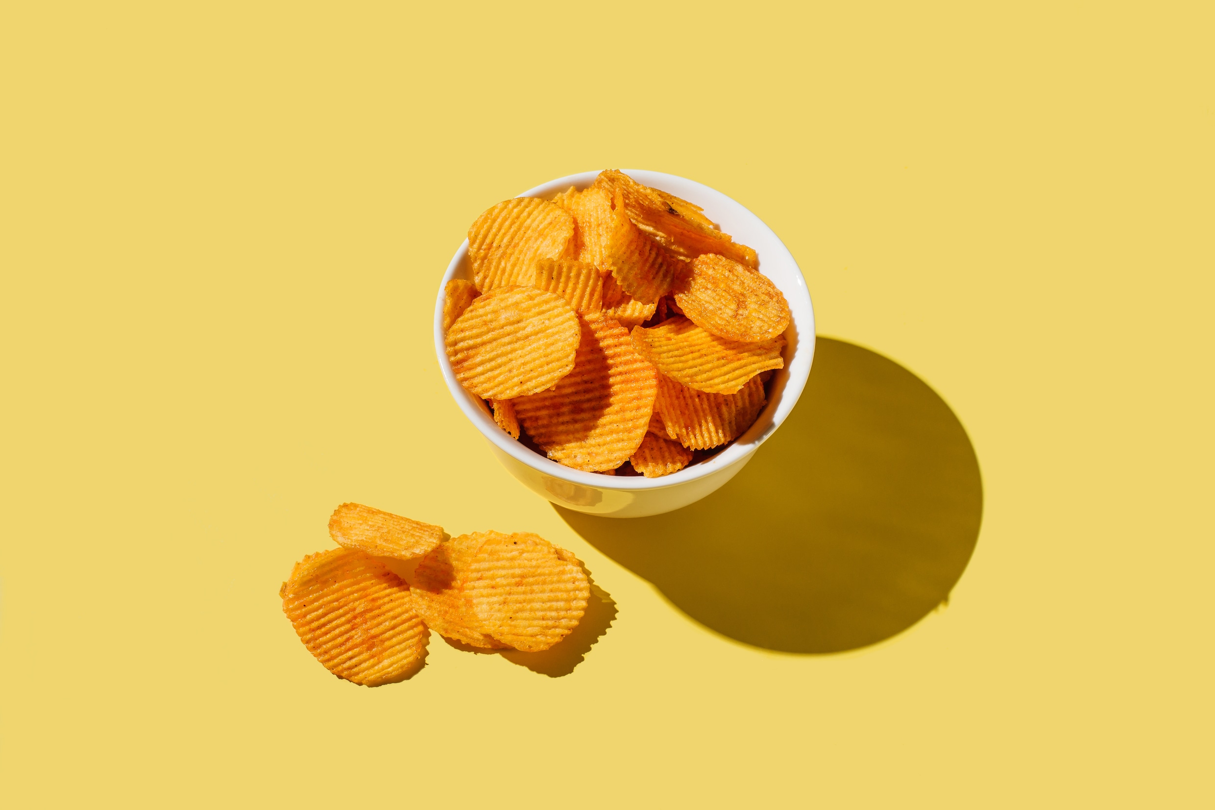 Dit Is De Reden Waarom Je Vertrouwde Chips Niet Meer Hetzelfde Smaakt