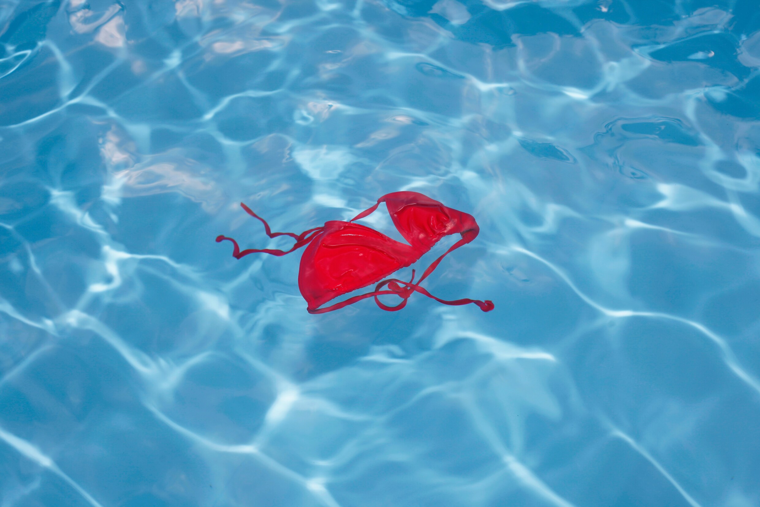 Niet In Je Blote Billen Op Het Strand Zo Trek Je Een Bikini Uit Libelle