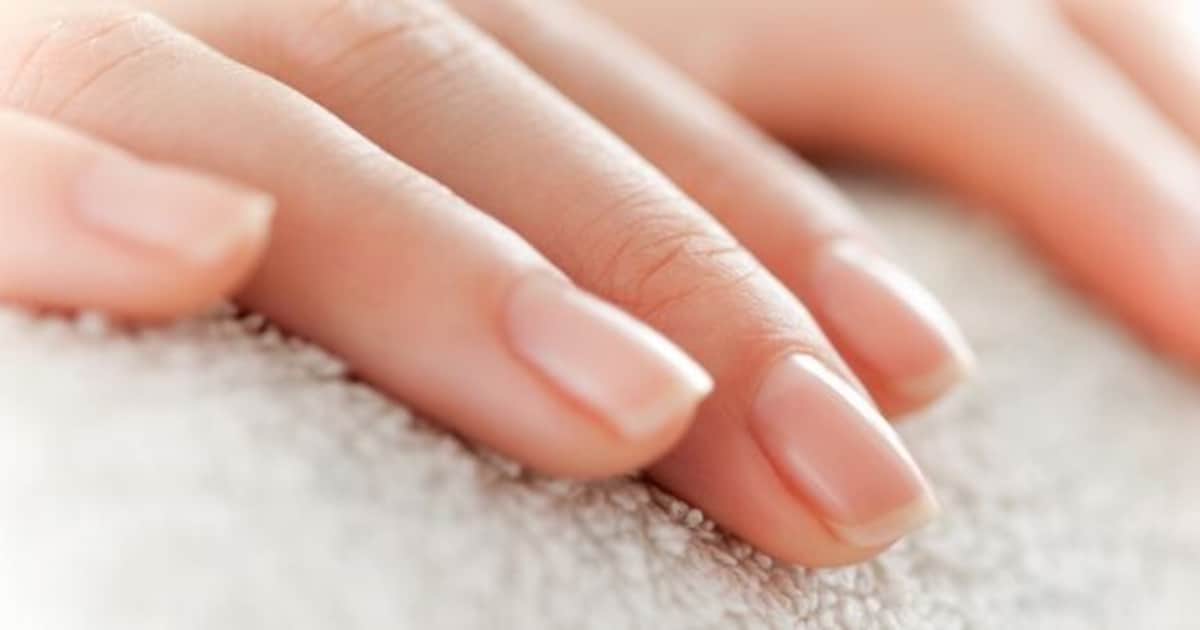 Libelle legt uit is het verstandig om je nagelriemen naar beneden te duwen? Libelle