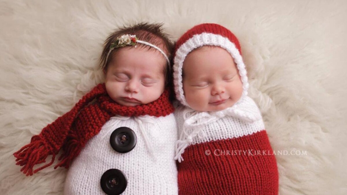 Prachtige fotoserie baby s in gebreide kerstpakjes Libelle