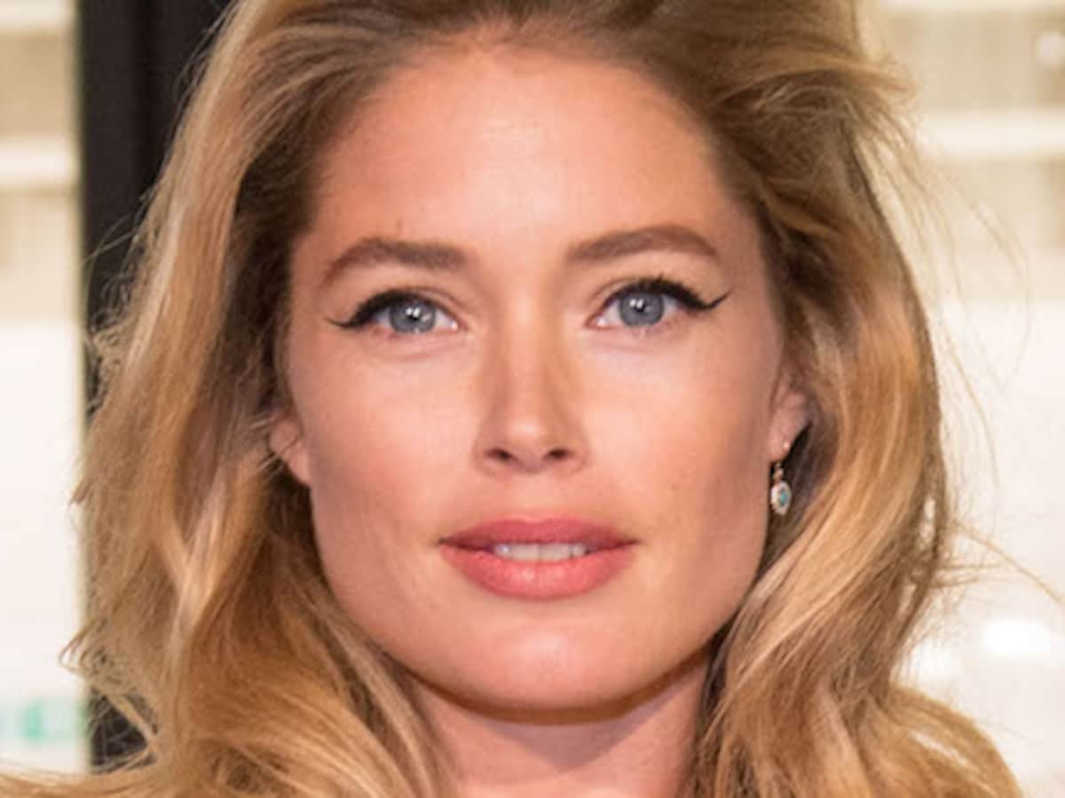 Doutzen staat te springen om met haar kinderen het natuurijs op te gaan |  Libelle