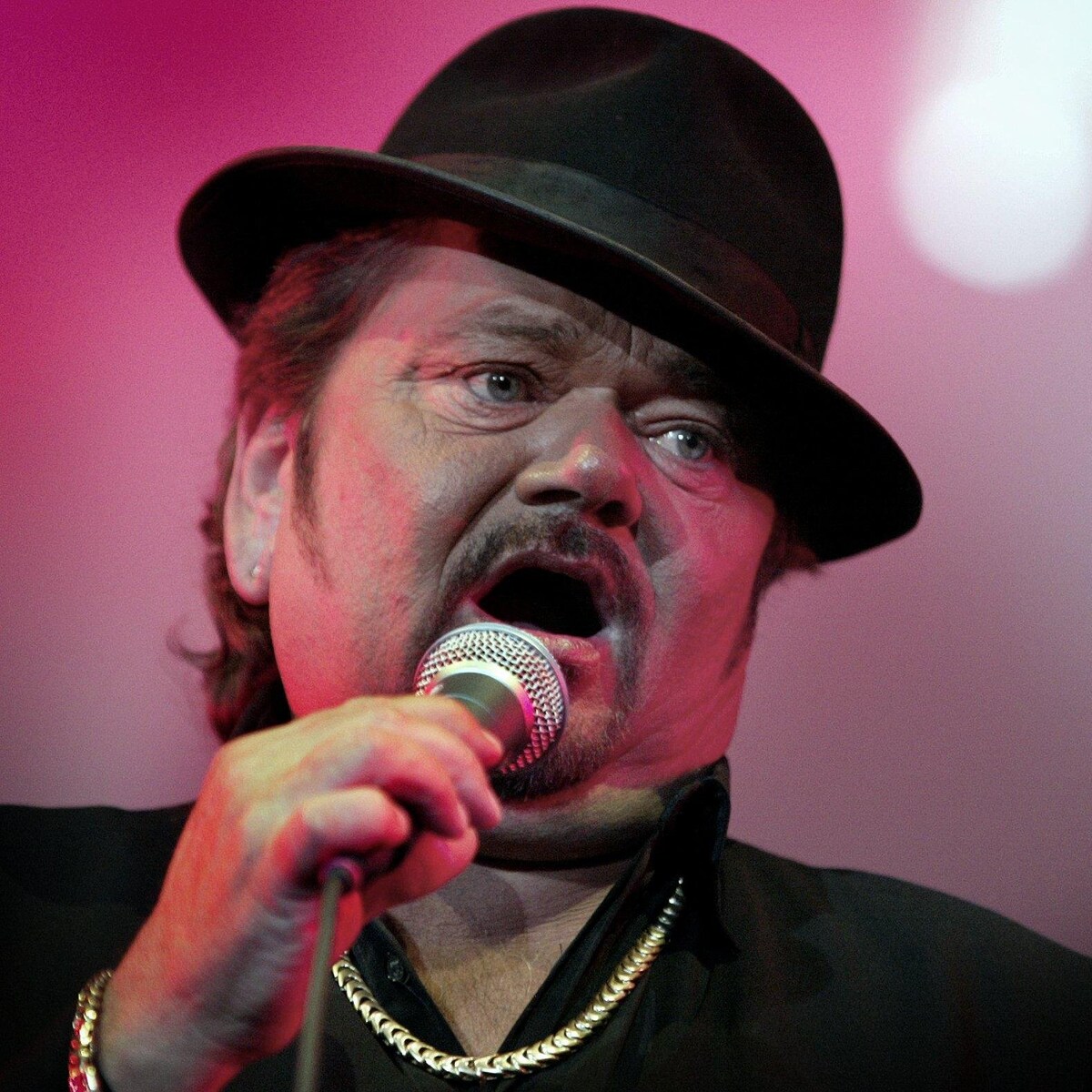 Deze budgetsupermarkt komt met kledinglijn van Andre Hazes Libelle