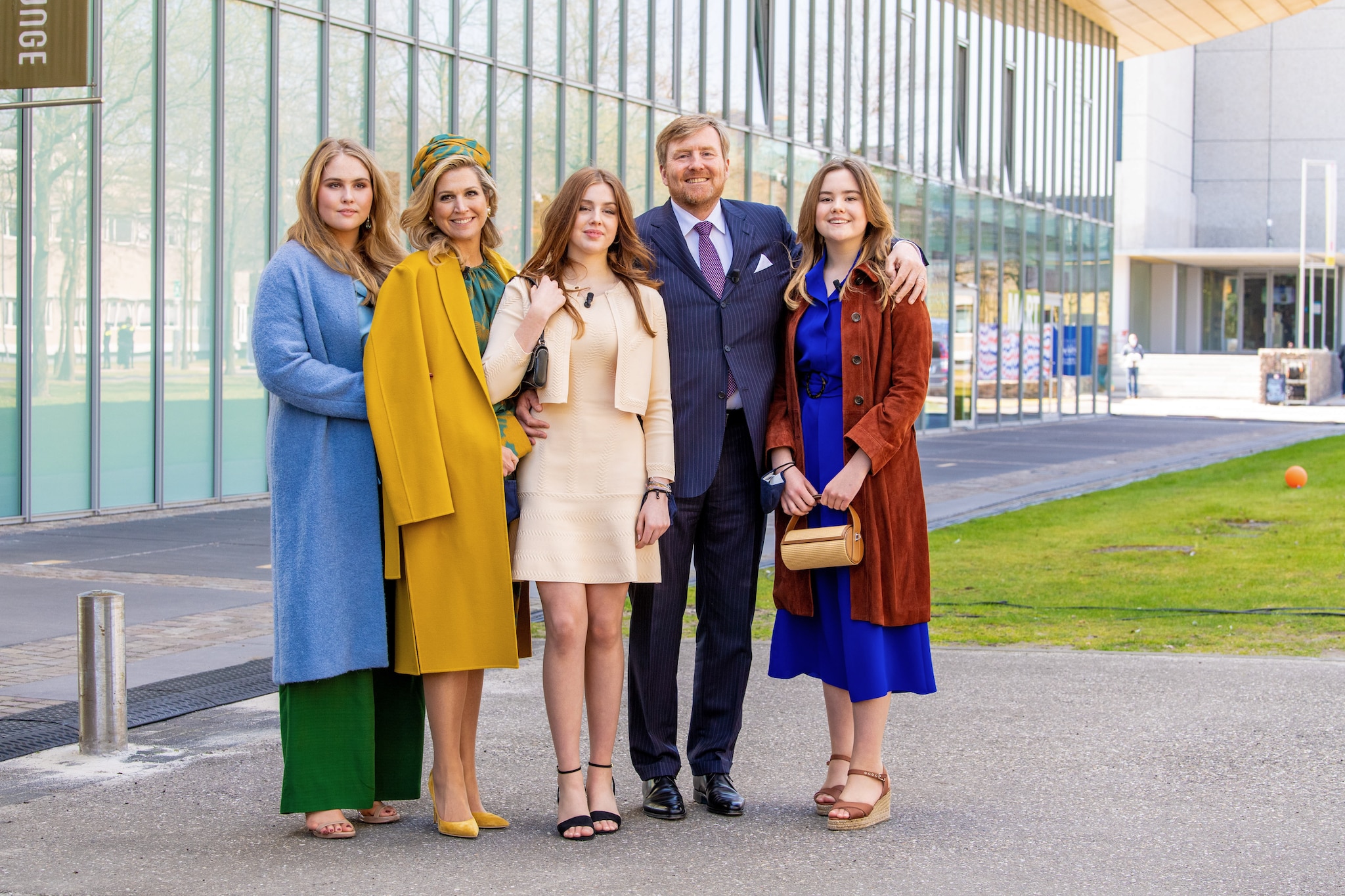 Koning Willem-Alexander en M&aacute;xima: &ldquo;Onze drie dochters laten ...