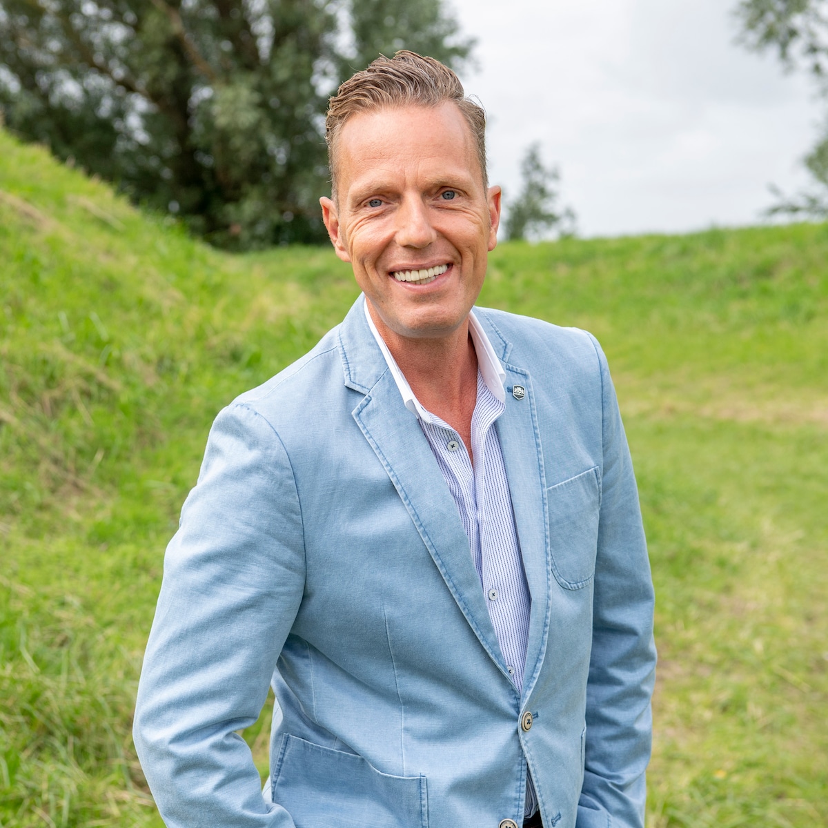 Rob Geus doet heftige onthulling: “Ik ben twee keer bijna gegijzeld  geweest” | Libelle