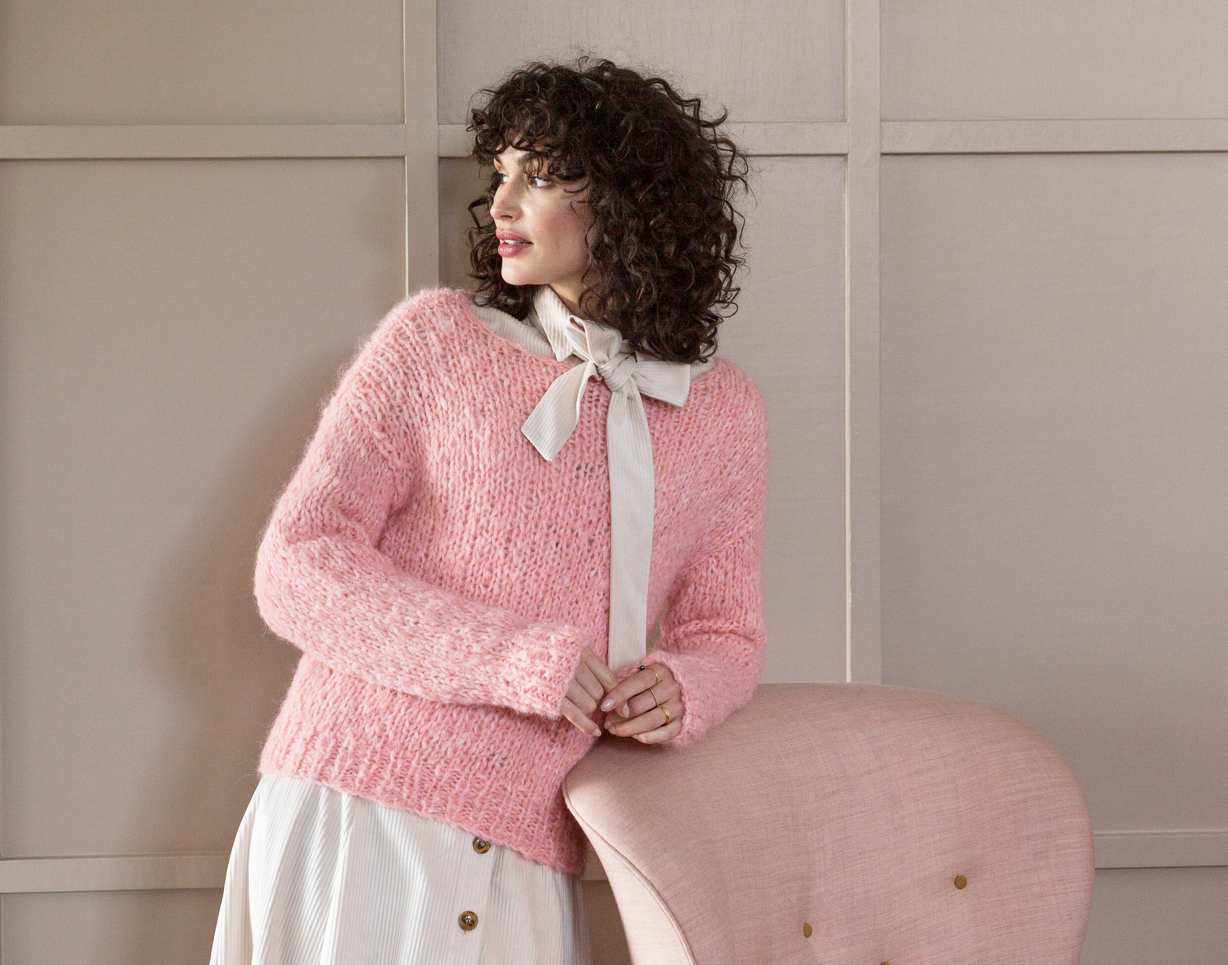 Pretty in pink met deze heerlijke zelfgebreide trui Libelle