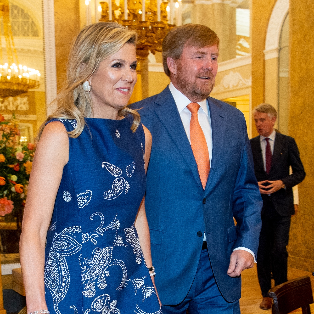 Koningin M xima steelt met deze nieuwe paisley jurk de show bij