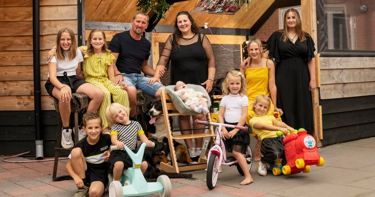 De familie Jelies uit ‘Een huis vol’ gaat emigreren: “Spanje is net Urk”