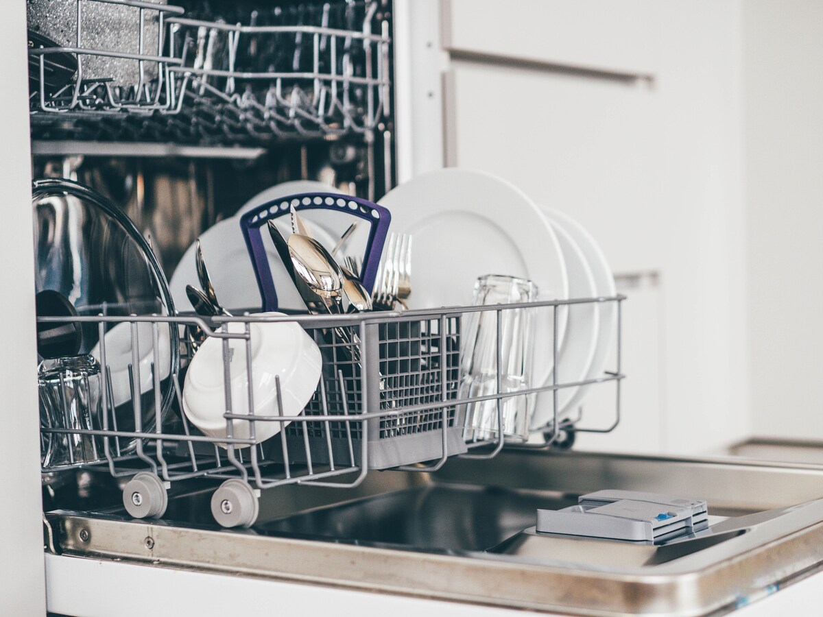 hoe vaak afwasmachine reinigen