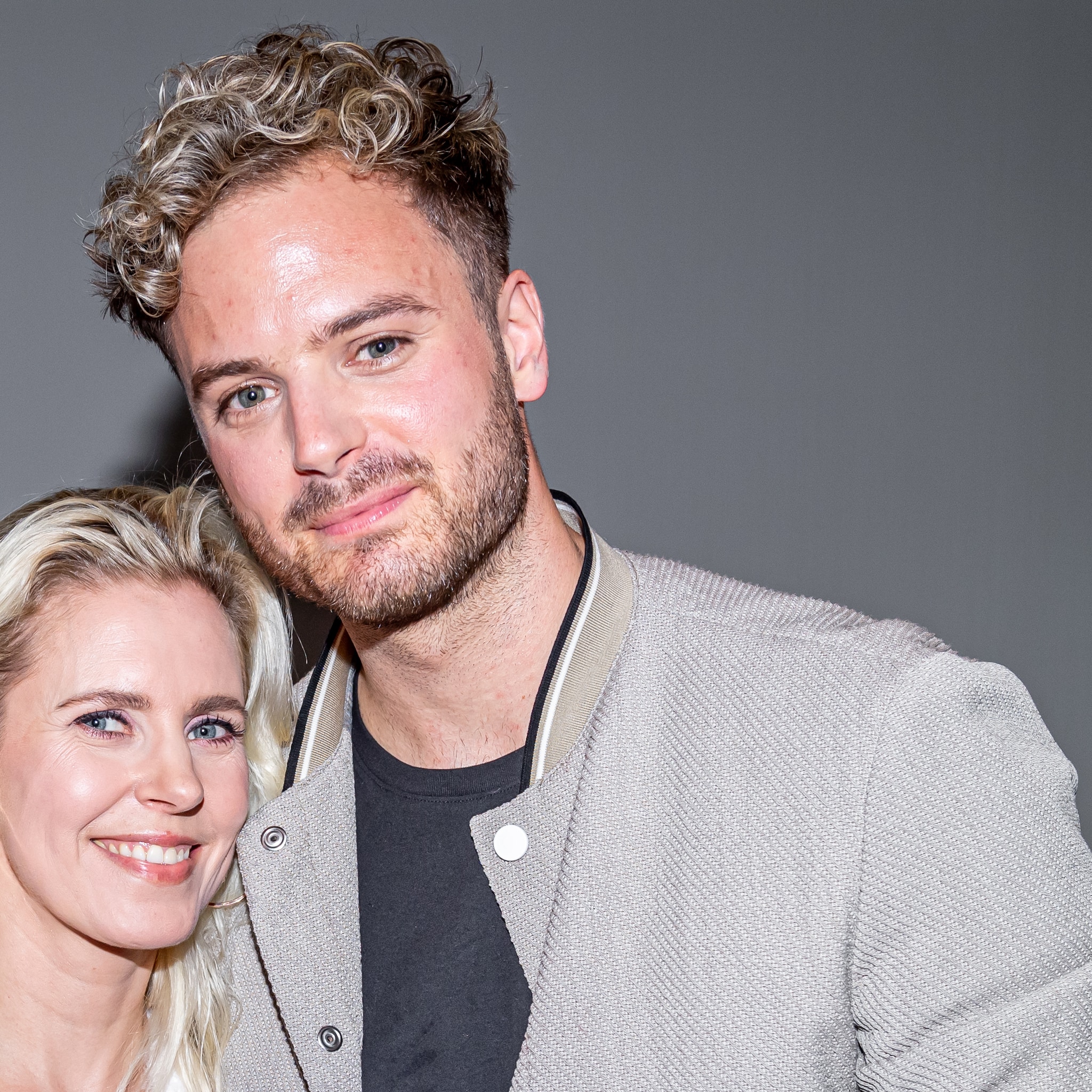 Dít is het relatiegeheim van Jim Bakkum en Bettina Holwerda