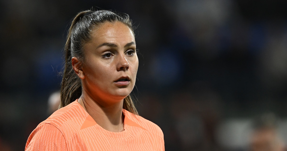 Voetballer Lieke Martens Deelt Groot Nieuws Op Instagram Met Pijn In