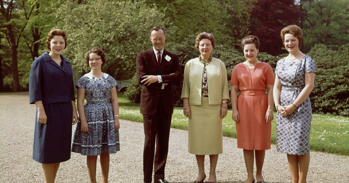 Dít nieuwe boek geeft een heerlijk inkijkje in de toestanden op Soestdijk