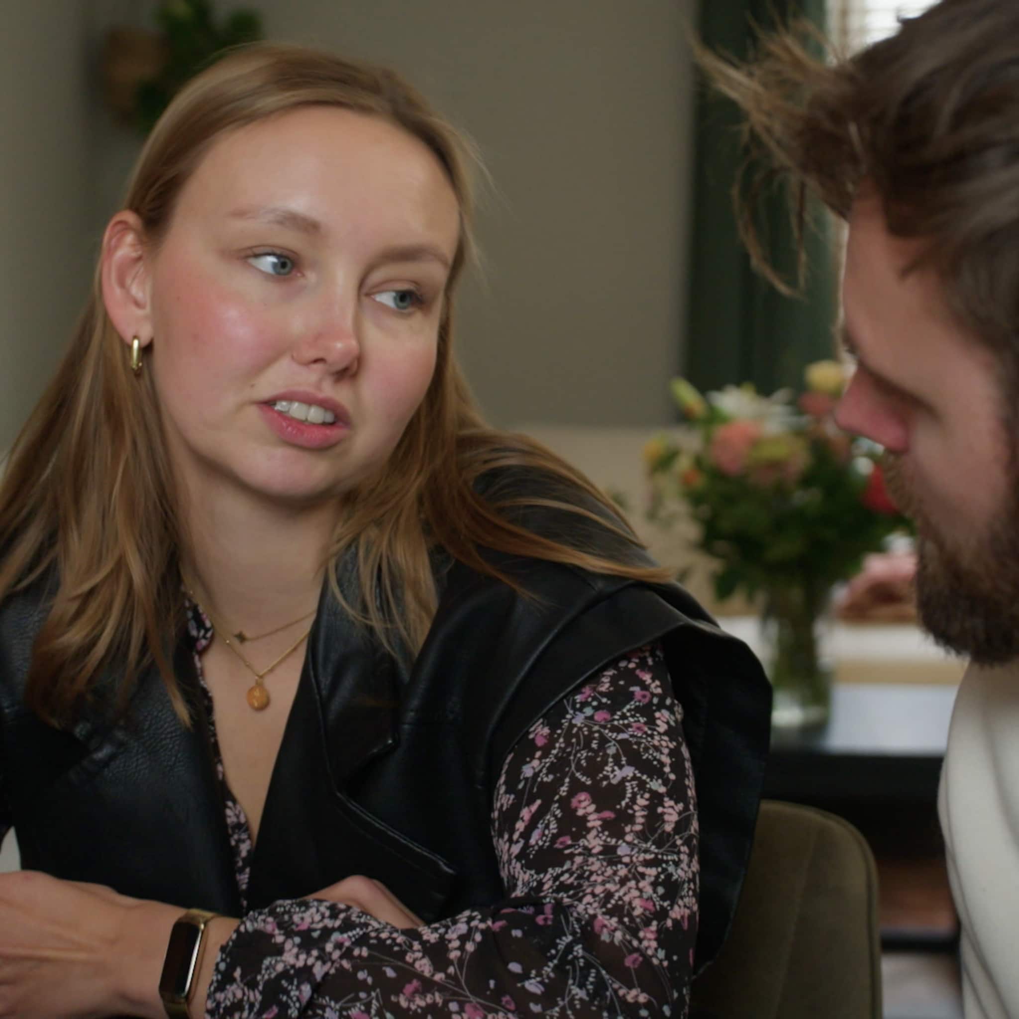 ‘Over mijn lijk’-Eva (26) stopt met haar chemokuur: ‘De hel’