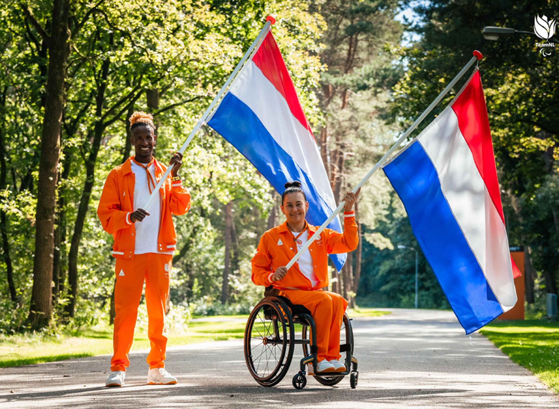 De Paralympische Spelen zijn begonnen met een parade op de Champs