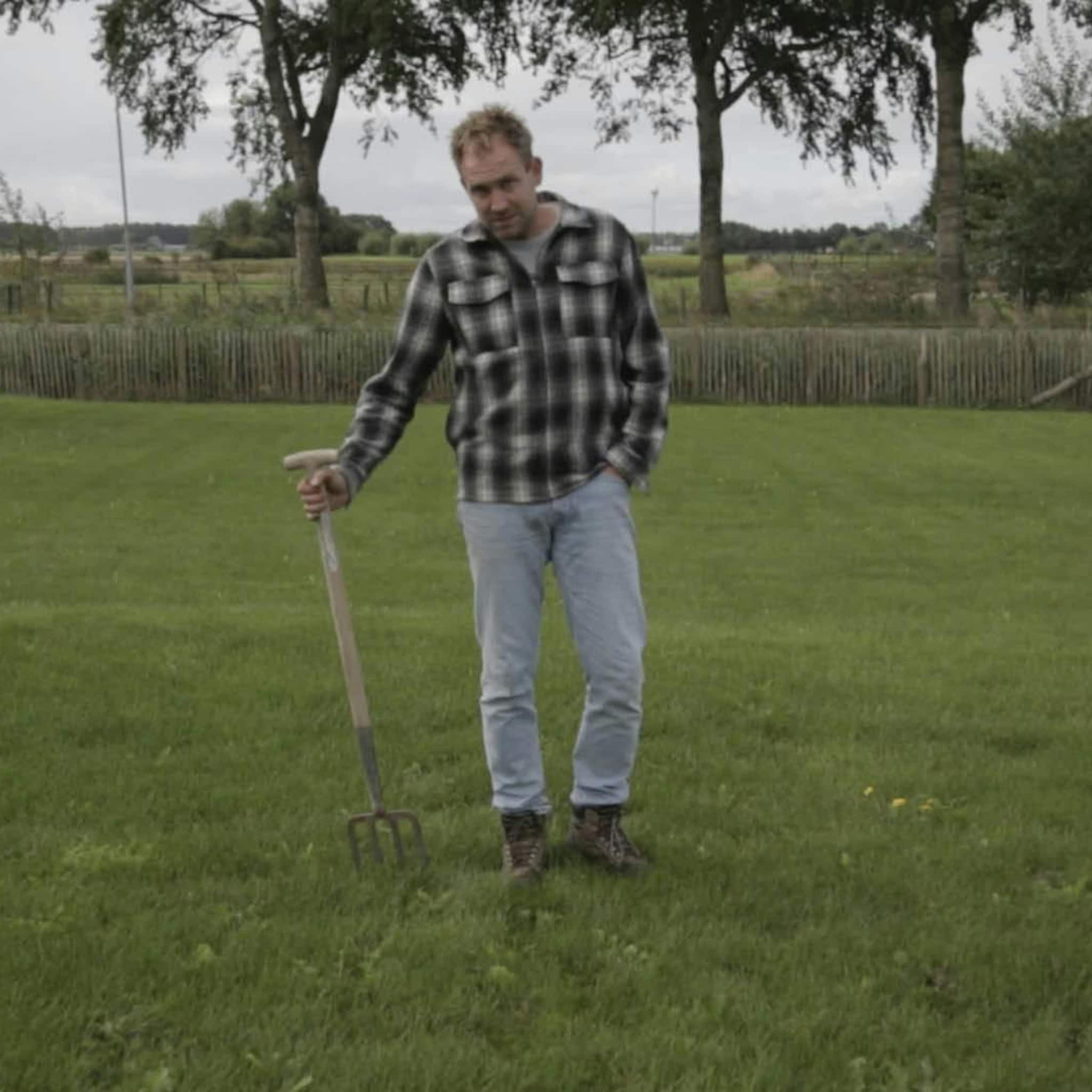 Boer Tom: “Nu is het moment om planten in je tuin te zetten”