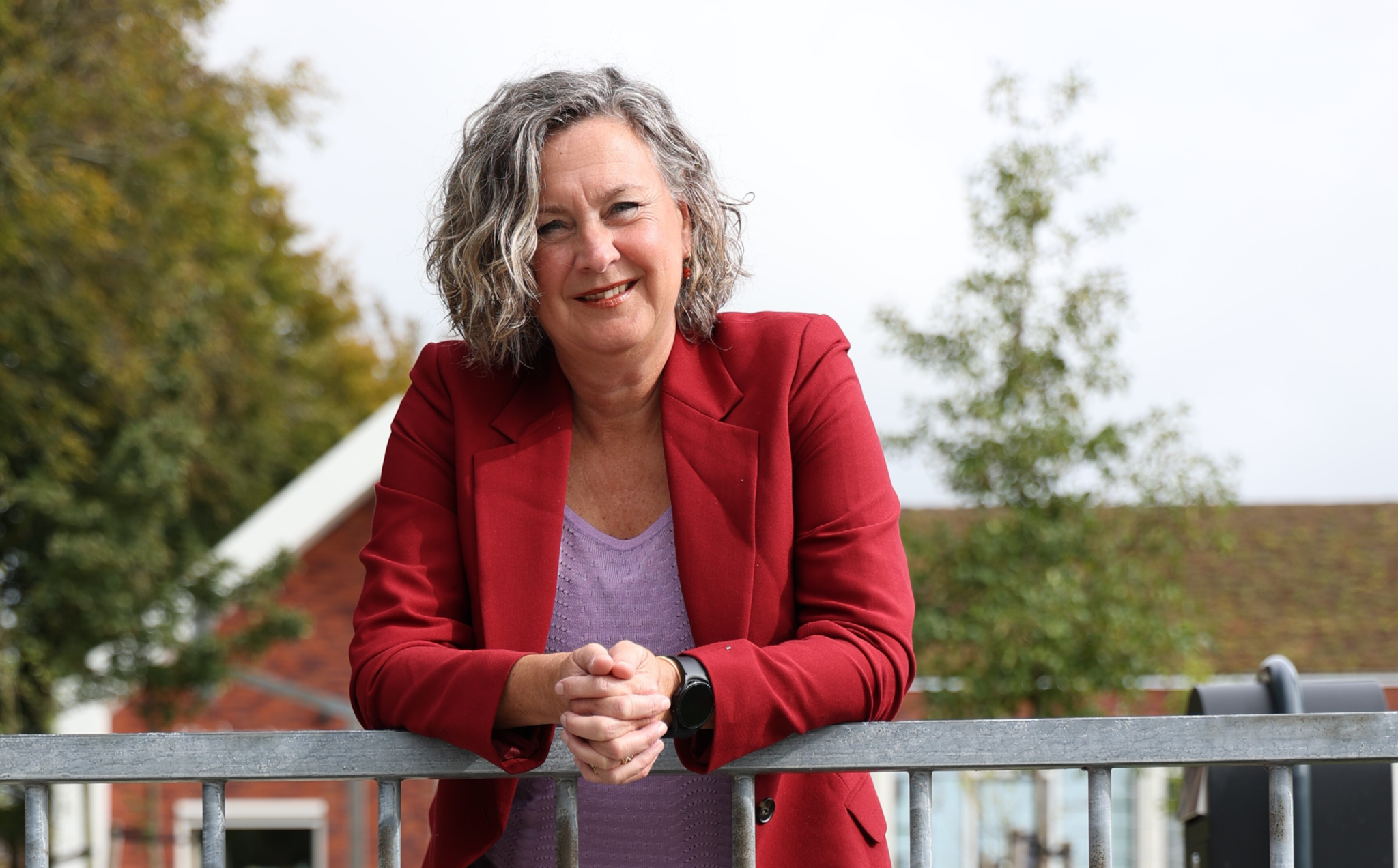 Laurà (54) werd als kind gegijzeld op haar basisschool: “Ik dacht dat ...