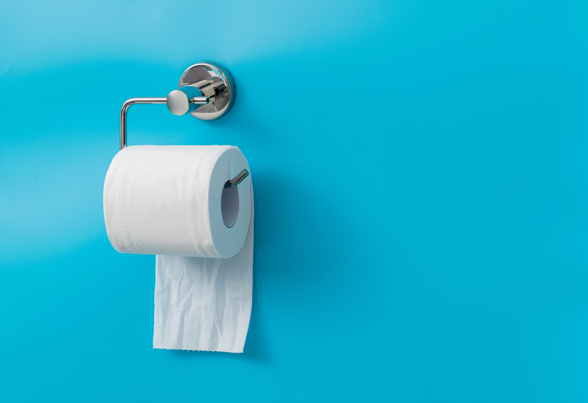 Waarom je in een openbaar toilet altijd de wc-rol moet checken