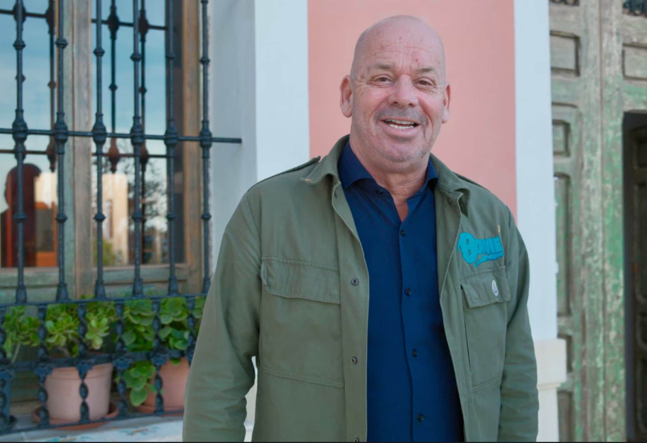 Wie is Jean-Paul uit 'B&B vol liefde' 2025? | Libelle
