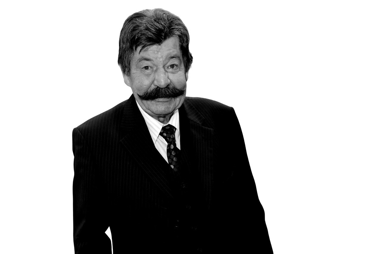 Presentator Chiel Montagne overleden op 80-jarige leeftijd