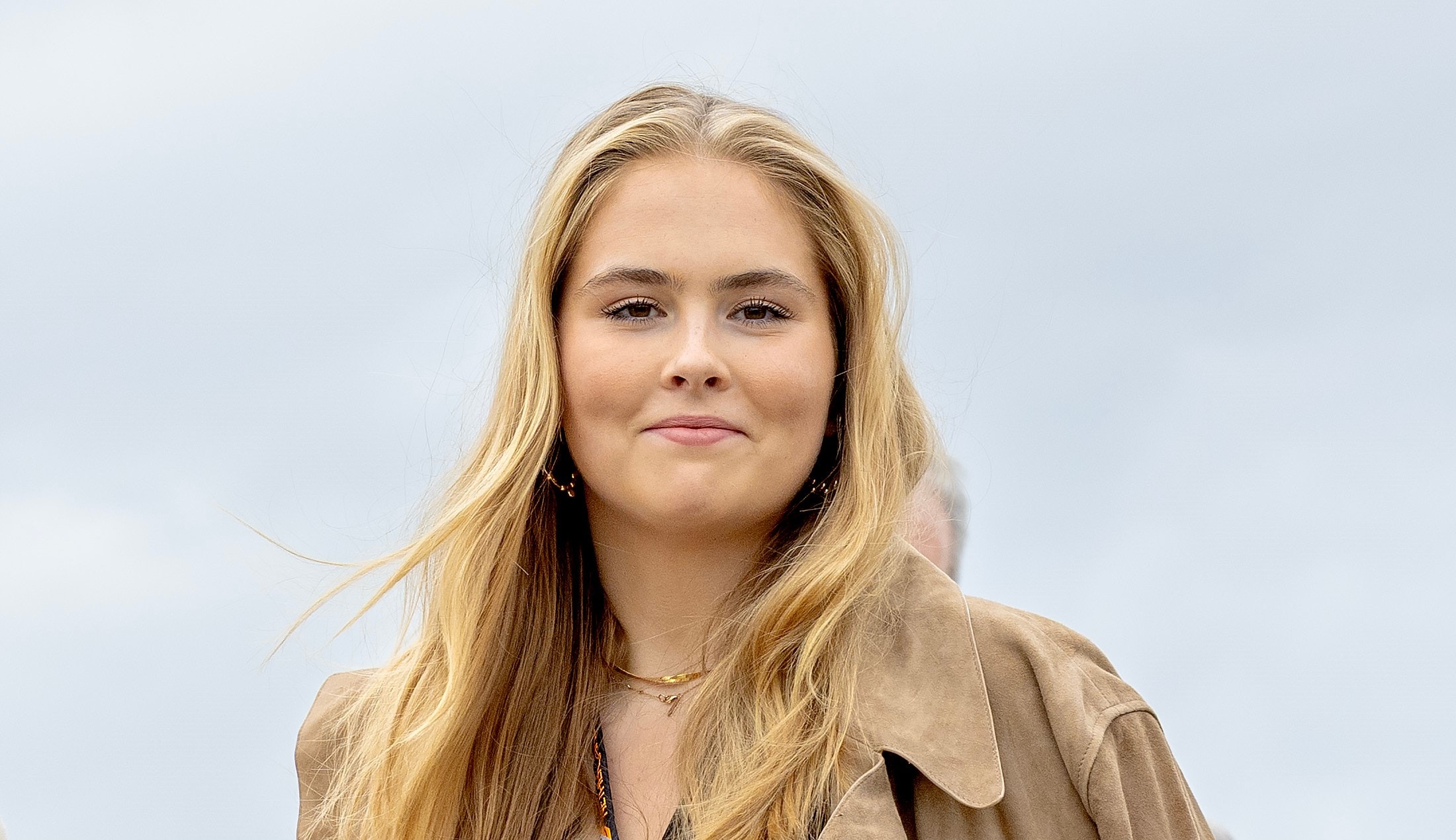 Net zo’n hippe suède jas als prinses Amalia? Check!