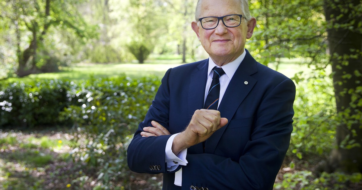 Pieter van Vollenhoven laat zich foppen door nepvideo’s: ‘Ik ben naïef geweest’