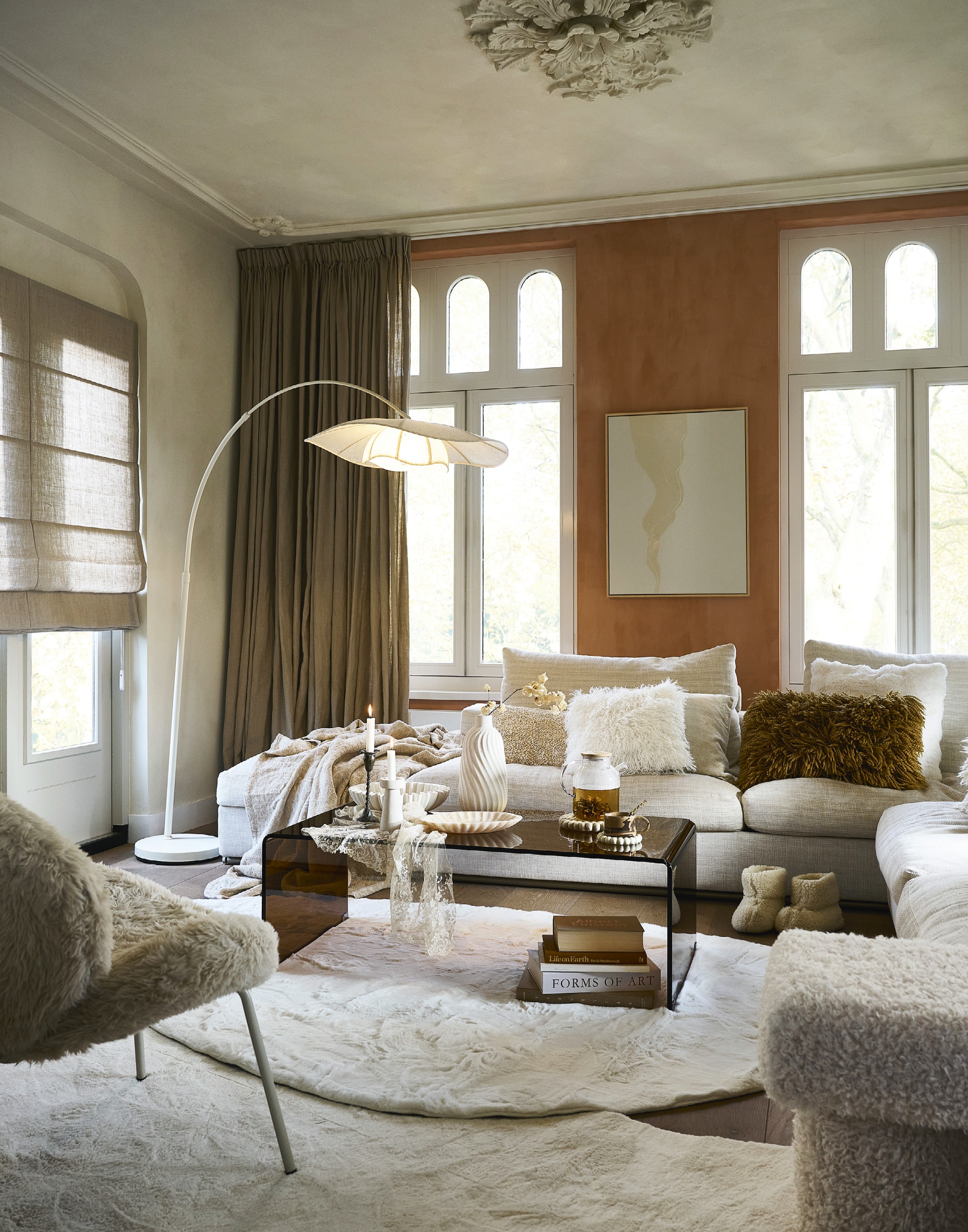 Een wit interieur kil? Welnee, zo style je het gezellig en warm