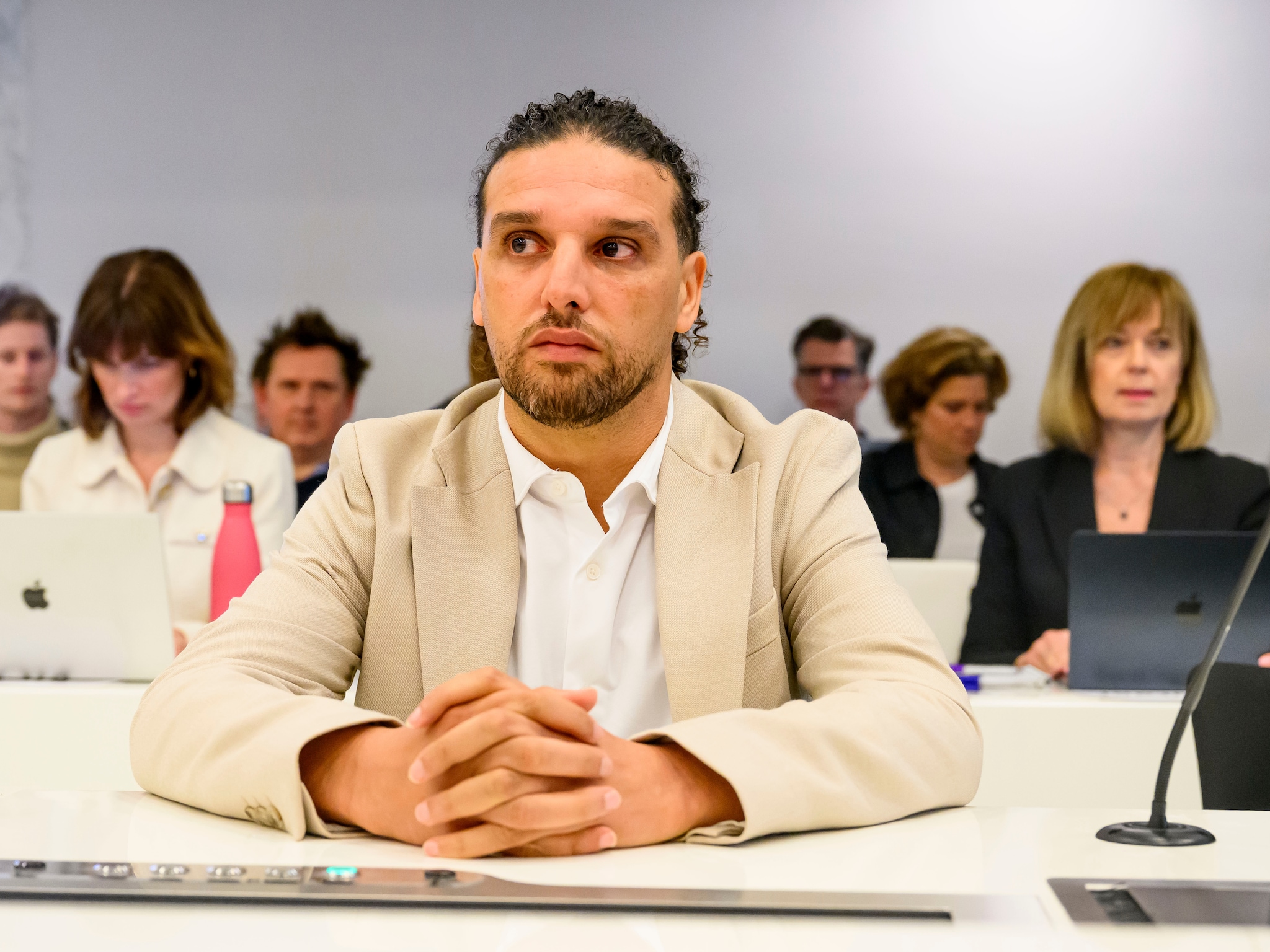 Het OM heeft bepaald: d&iacute;t is de strafeis tegen Ali B