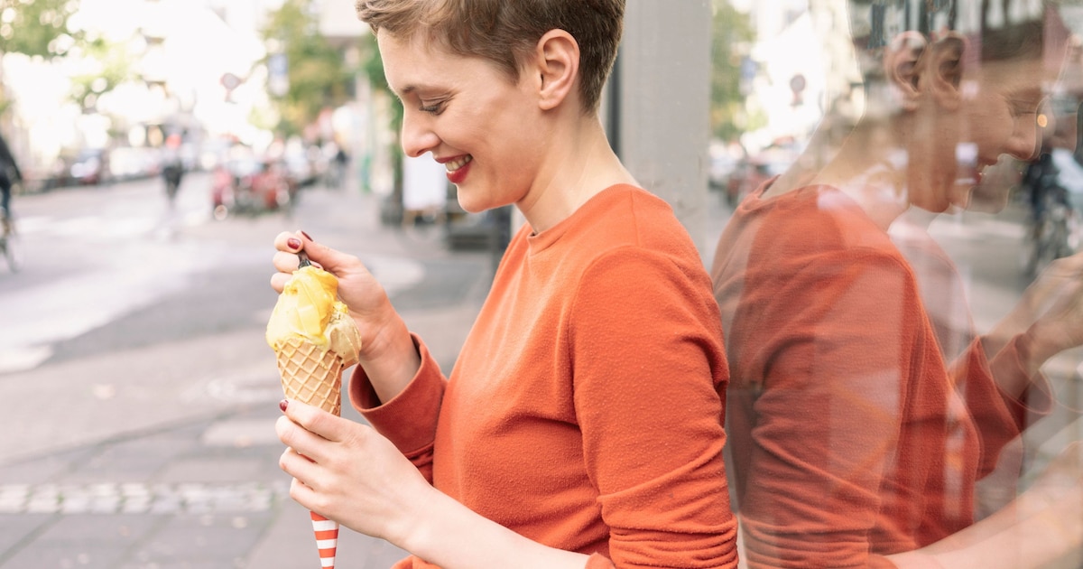 Déze snackbar op Urk verkoopt nu mayonaise-ijs en het smaakt niet zoals je denkt