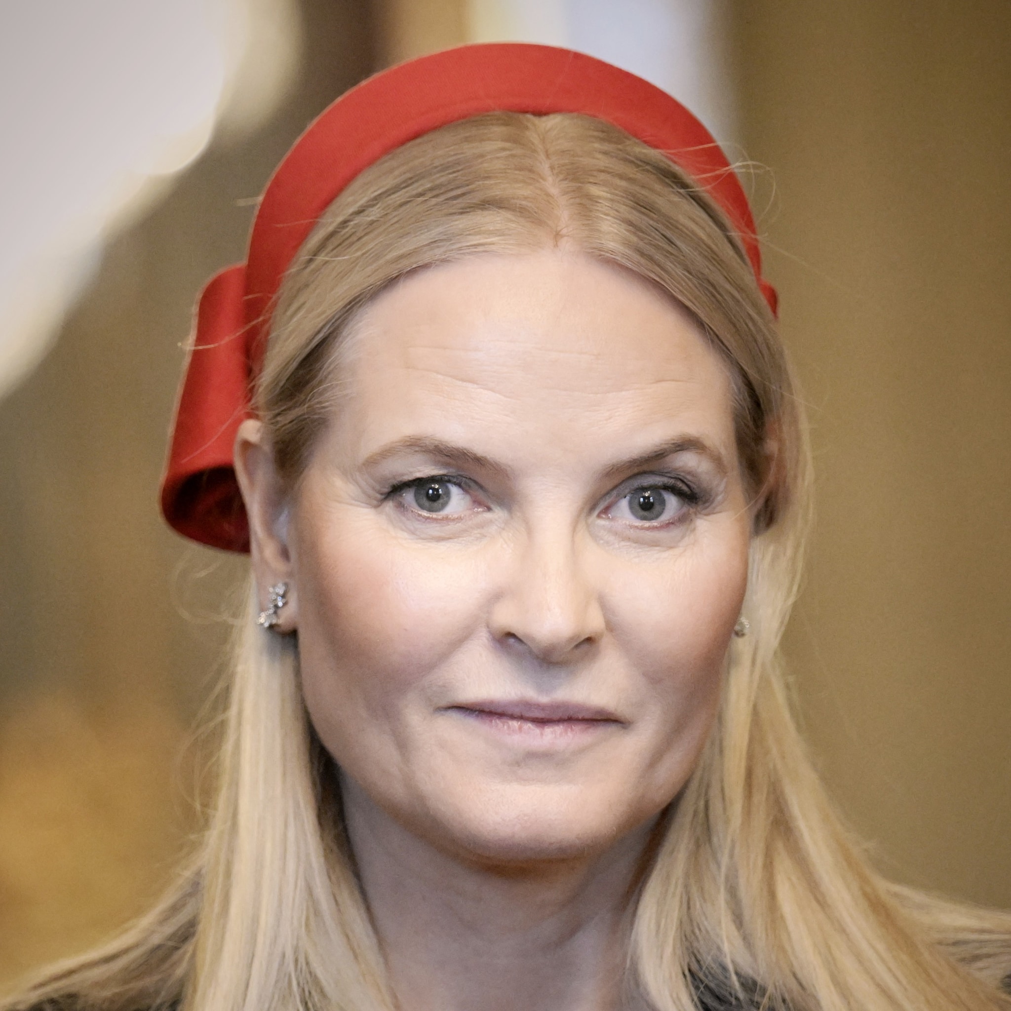 prinses-mette-marits-zoon-marius-borg-h-iby-hoort-vonnis-en-het-is