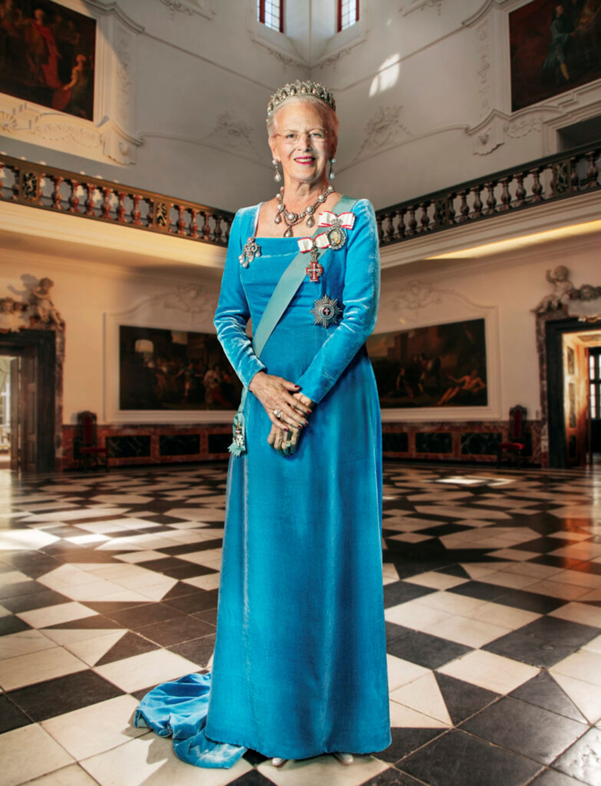 Deense koningin Margrethe weer opgenomen en met Sonja van Noorwegen ...
