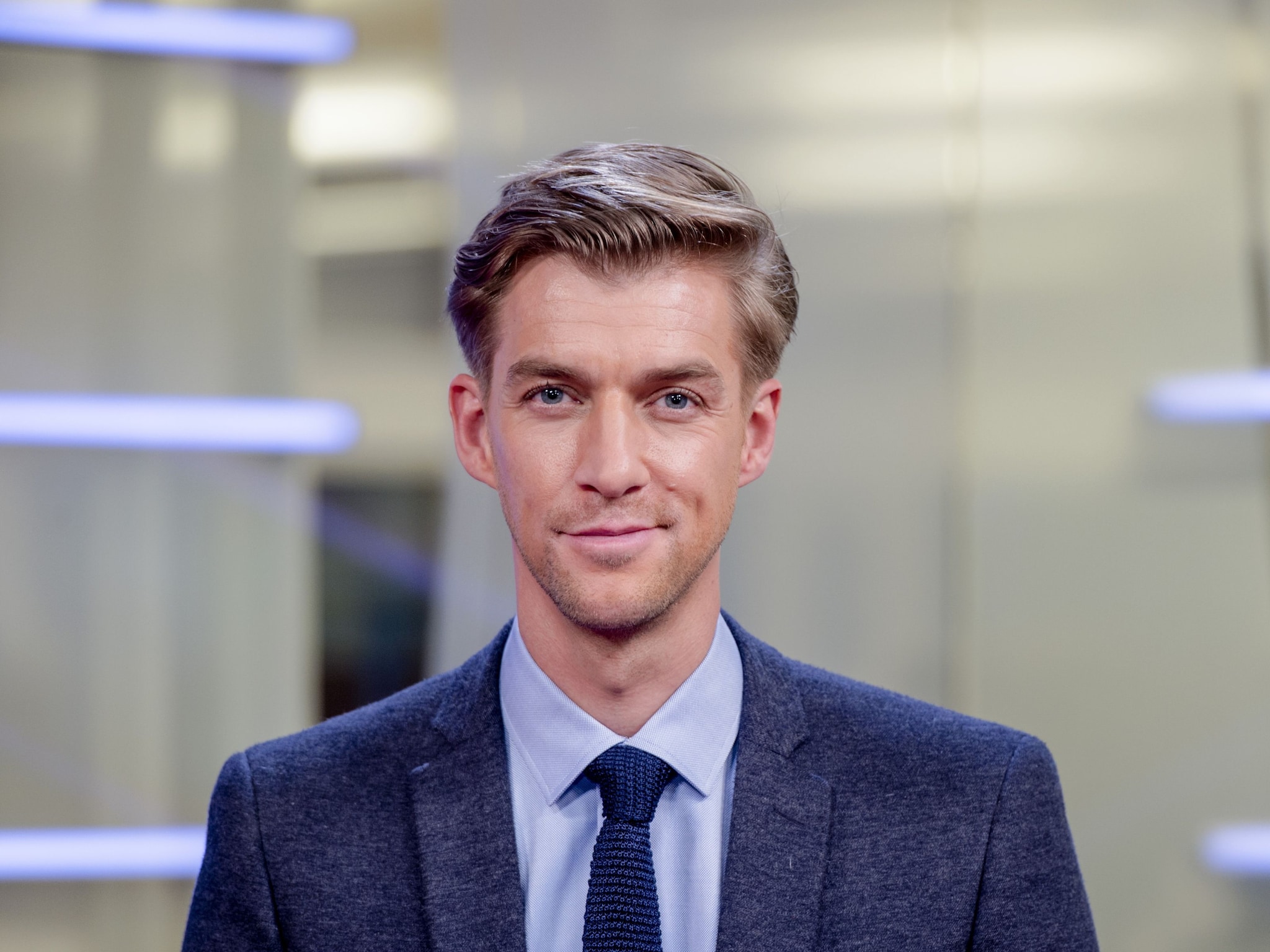 Winfried Baijens over zijn snor, zijn oorbel en het journaal van acht uur