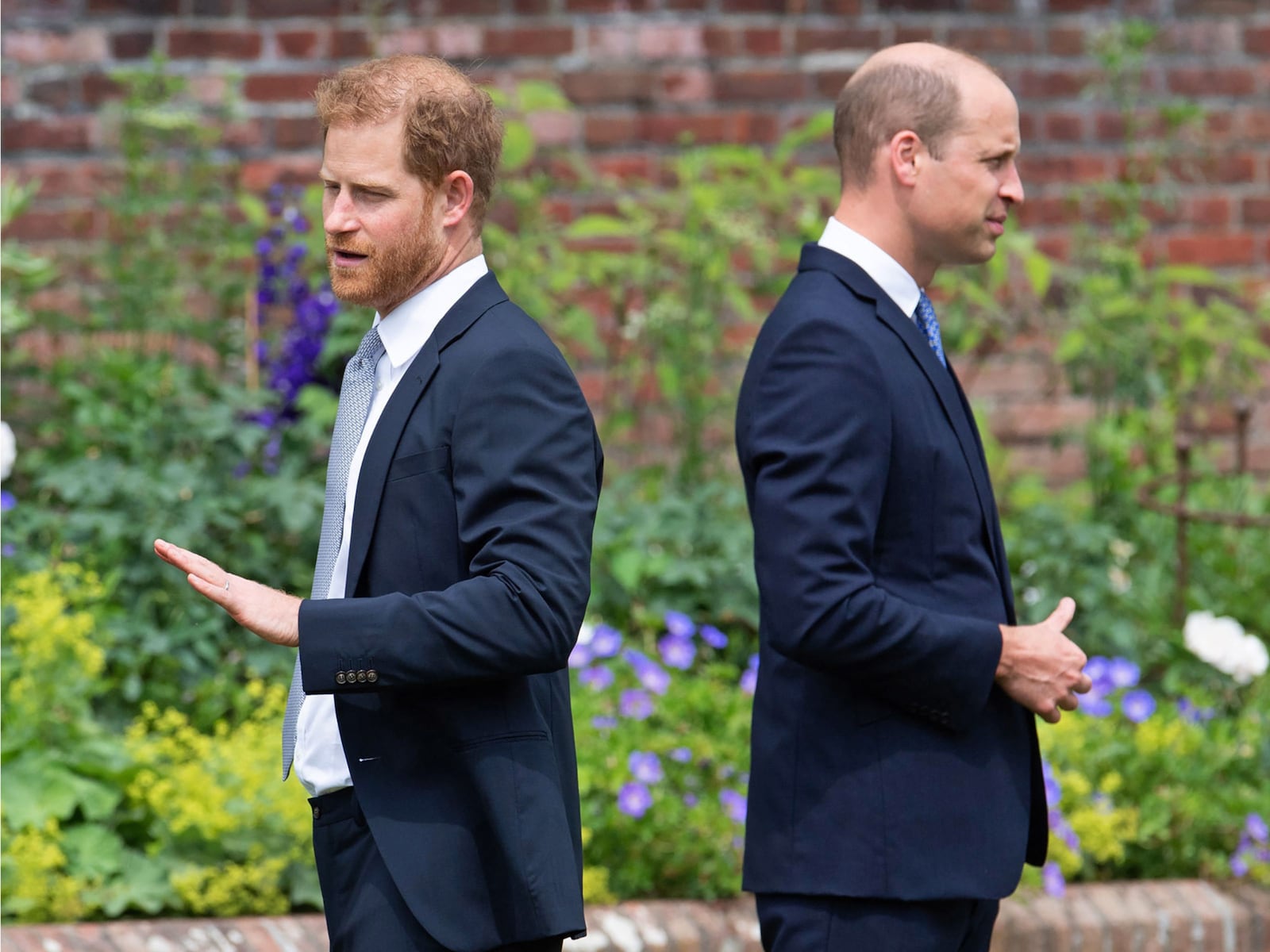 Prins William denkt heel anders over de 30ste sterfdag van zijn moeder dan zijn broer prins Harry