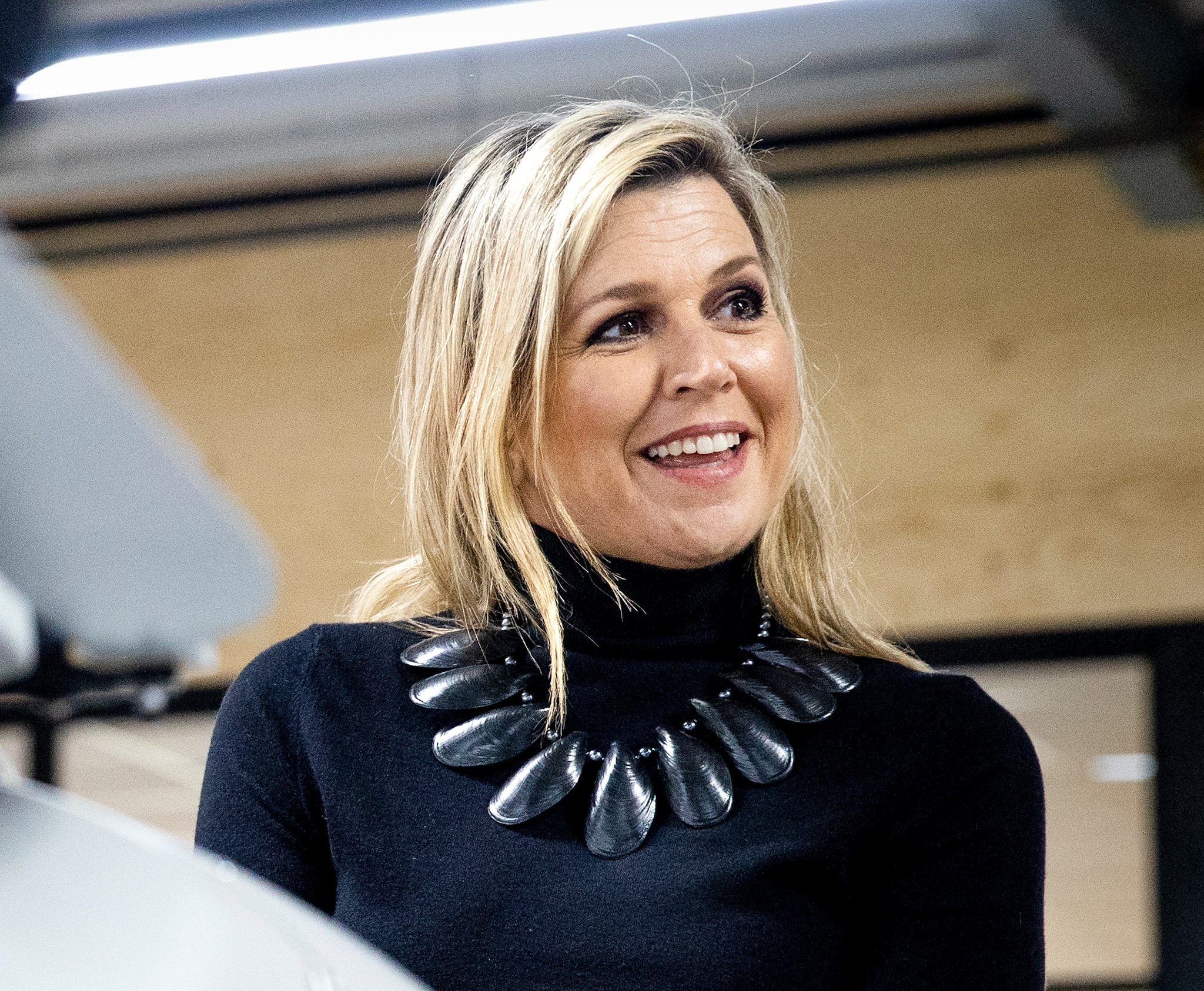 Máxima struint privé tussen Dutch Design in haar Dwangbuisje